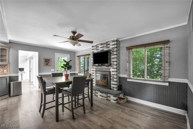 150 Greenbriar Drive, Aurora, OH 44202
