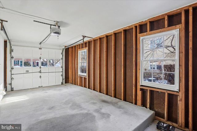 705 COLLEGE PKWY, Rockville, MD 20850