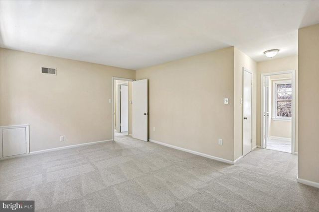 705 COLLEGE PKWY, Rockville, MD 20850