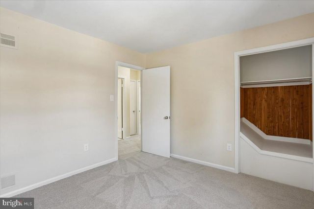 705 COLLEGE PKWY, Rockville, MD 20850