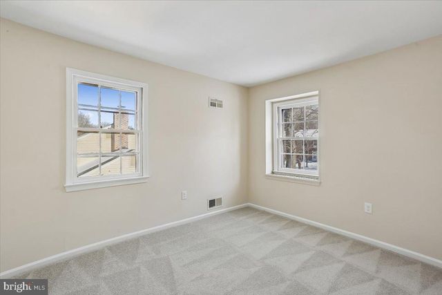 705 COLLEGE PKWY, Rockville, MD 20850