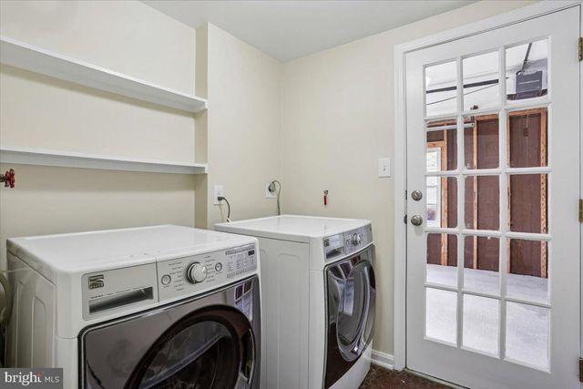 705 COLLEGE PKWY, Rockville, MD 20850