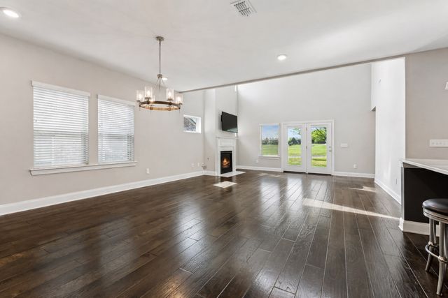 1016 Fenner Ln, Gallatin, TN 37066