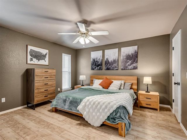 521 Old English Road, Edmond, OK 73003