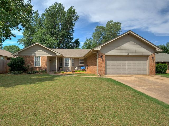 521 Old English Road, Edmond, OK 73003