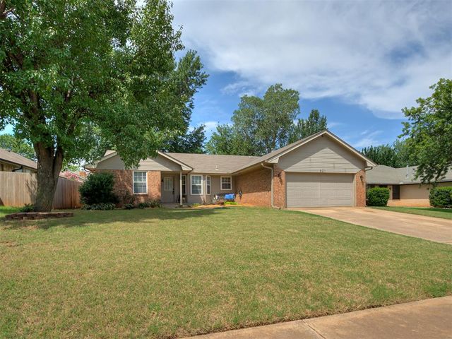 521 Old English Road, Edmond, OK 73003