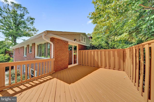 7 MALAGA DR, Ewing, NJ 08628