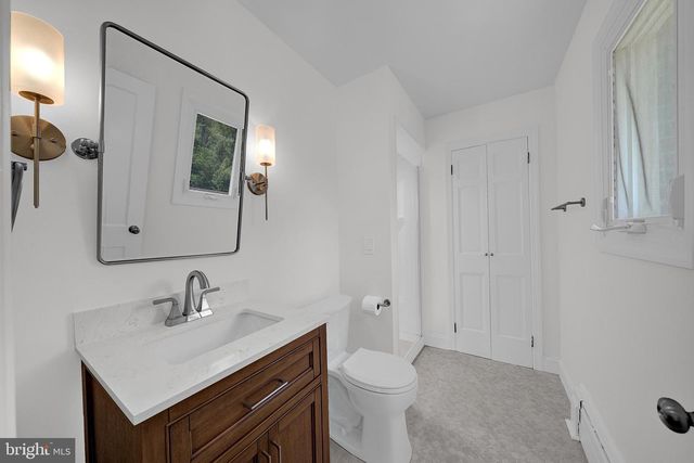 7 MALAGA DR, Ewing, NJ 08628
