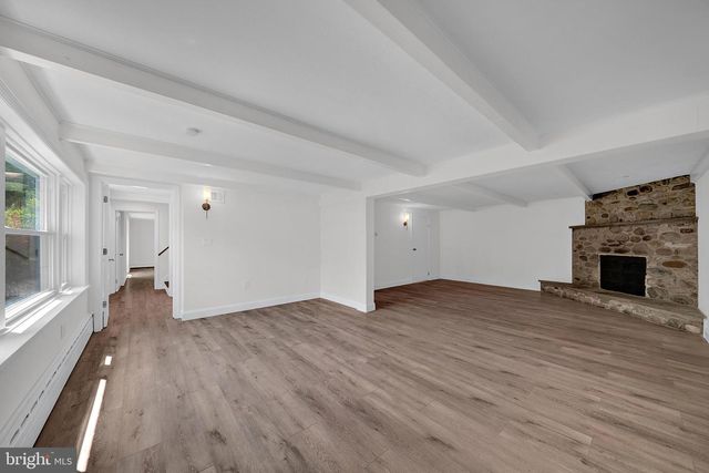 7 MALAGA DR, Ewing, NJ 08628