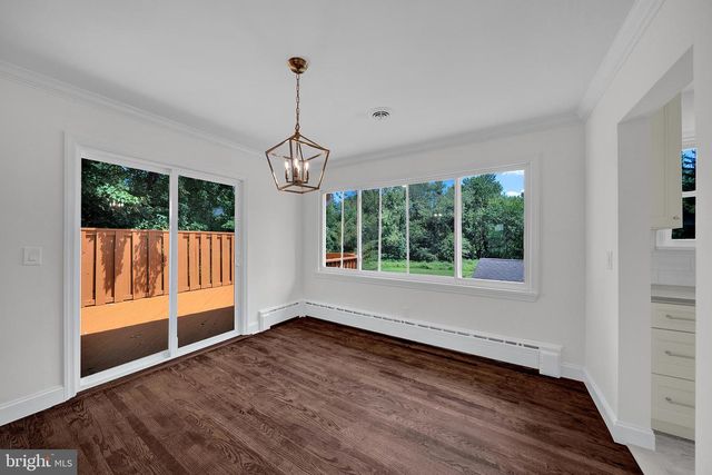 7 MALAGA DR, Ewing, NJ 08628