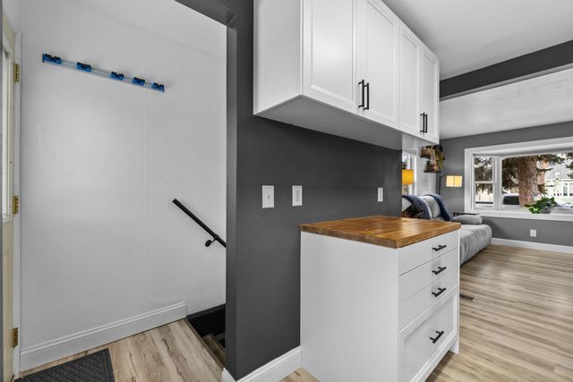 624 19th St NW, Minot, ND 58703