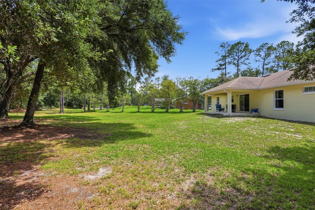Image 34 of property listing at 1845 EAST PARKWAY, Deland, FL 32724