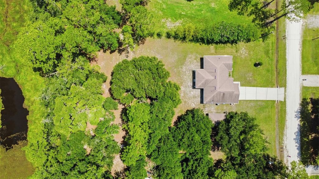 Image 38 of property listing at 1845 EAST PARKWAY, Deland, FL 32724