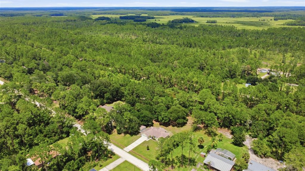 Image 40 of property listing at 1845 EAST PARKWAY, Deland, FL 32724