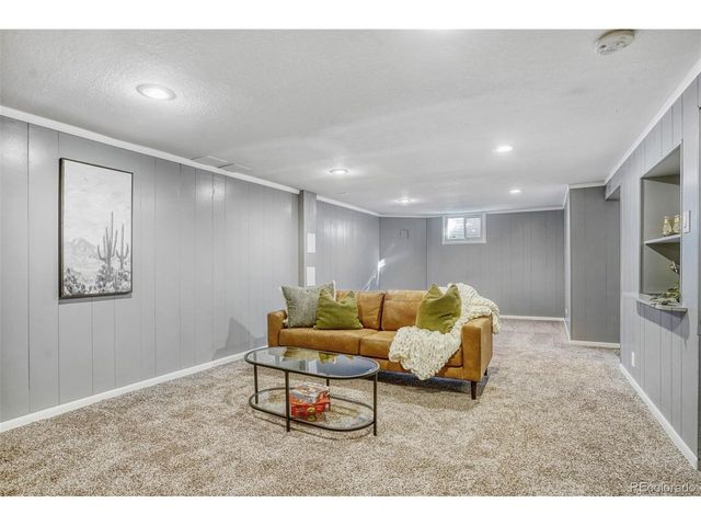 627 S Jasmine Way, Denver, CO 80224