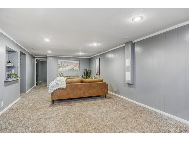 627 S Jasmine Way, Denver, CO 80224