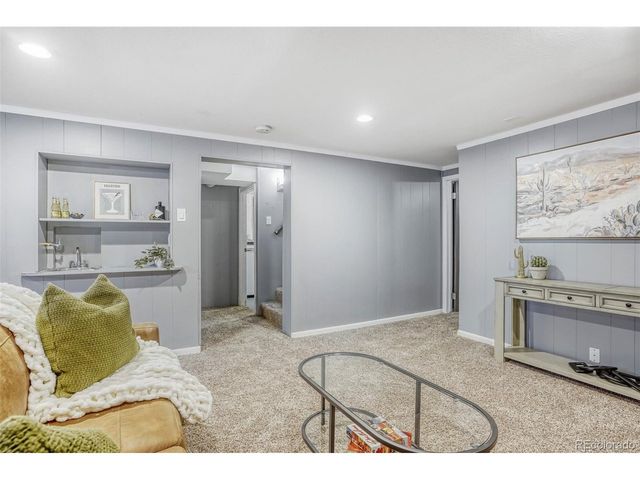 627 S Jasmine Way, Denver, CO 80224