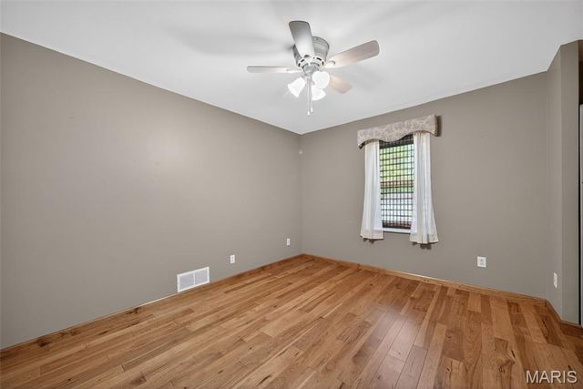 57 Lost Dutchman Drive, St Peters, MO 63376