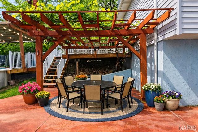 57 Lost Dutchman Drive, St Peters, MO 63376