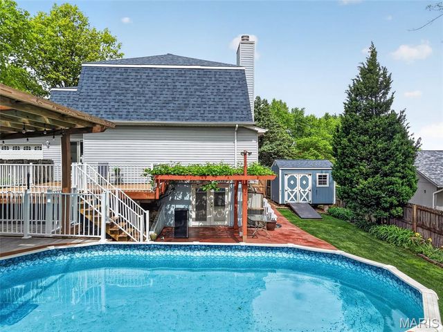 57 Lost Dutchman Drive, St Peters, MO 63376