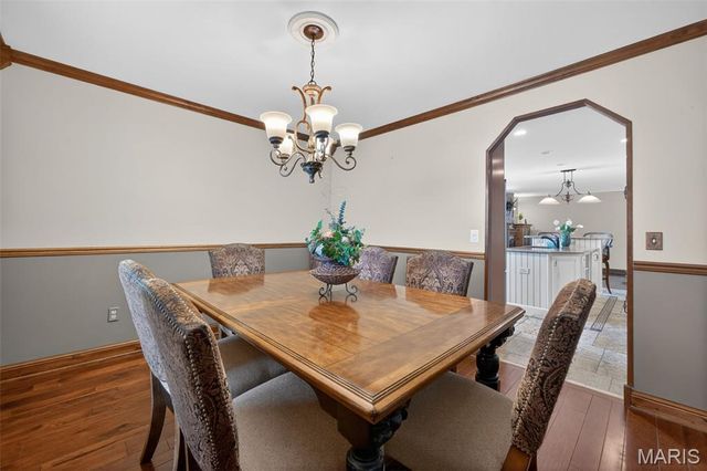 57 Lost Dutchman Drive, St Peters, MO 63376