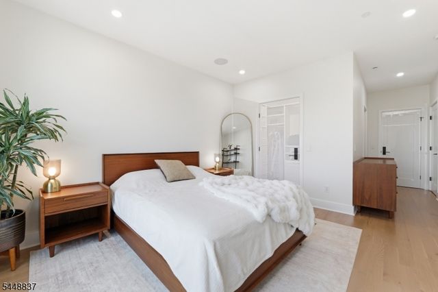 227 4th St 402, Jersey City, NJ 07302
