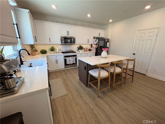 7664 Sweet Ranch, Riverside, CA 92507