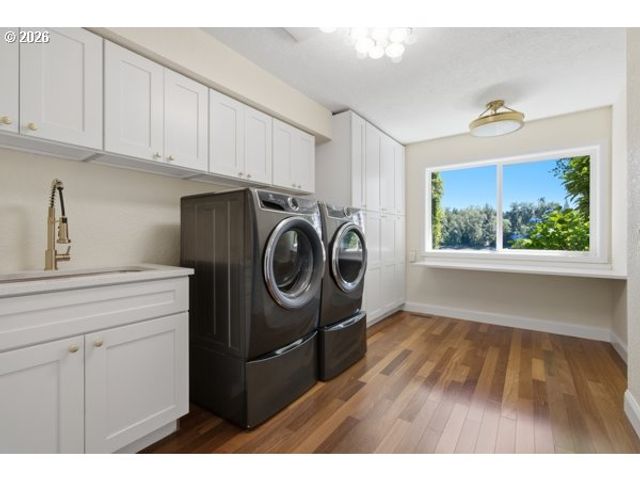 5075 MAPLETON Dr, West Linn, OR 97068