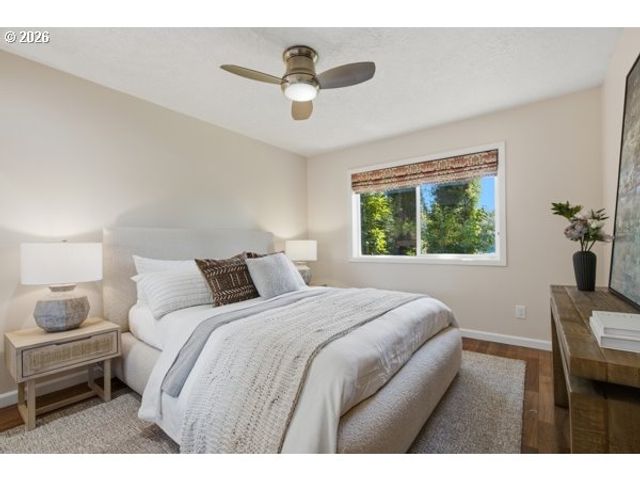 5075 MAPLETON Dr, West Linn, OR 97068
