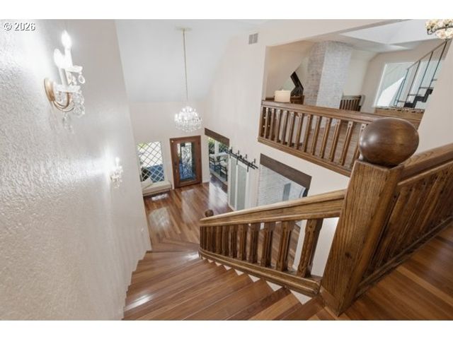 5075 MAPLETON Dr, West Linn, OR 97068
