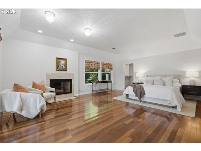 5075 MAPLETON Dr, West Linn, OR 97068