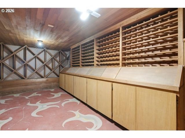 5075 MAPLETON Dr, West Linn, OR 97068