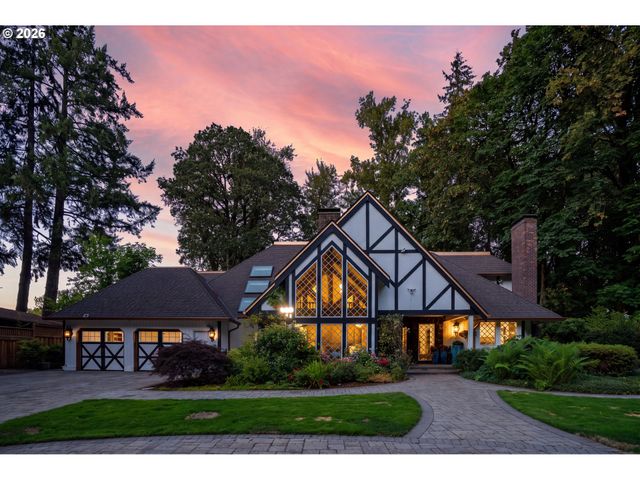 5075 MAPLETON Dr, West Linn, OR 97068