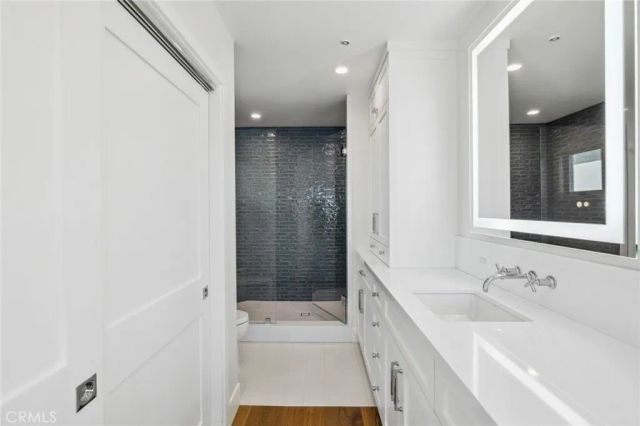 1027 Tiller Way, Corona Del Mar, CA 92625