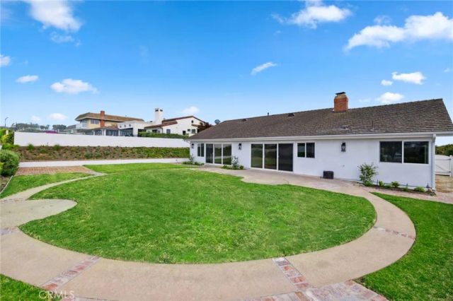1027 Tiller Way, Corona Del Mar, CA 92625