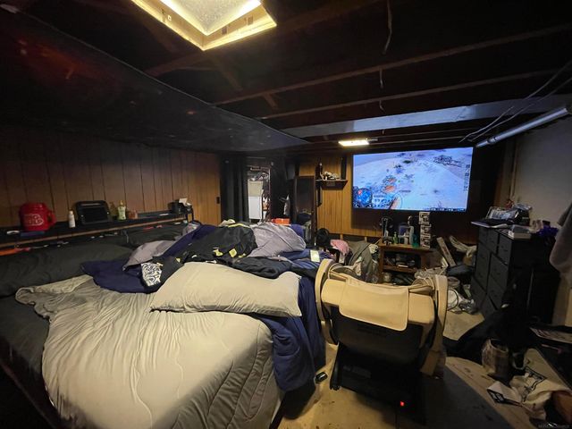 3240 Weigl Road, Saginaw, MI 48609