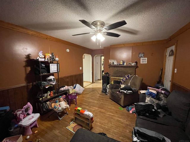 3240 Weigl Road, Saginaw, MI 48609