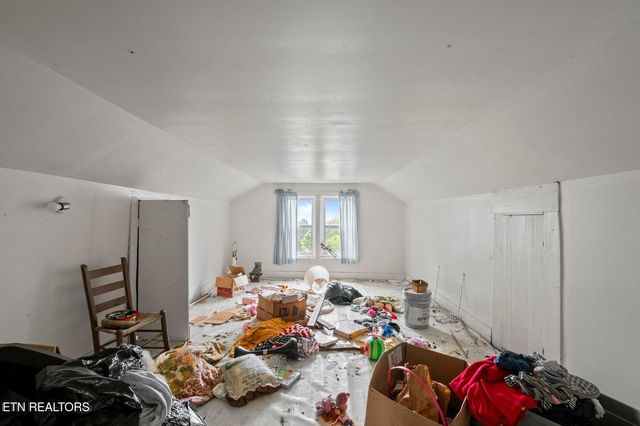 138 Bethlehem Lane, Lafollette, TN 37766