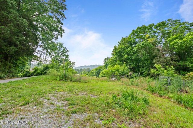 138 Bethlehem Lane, Lafollette, TN 37766