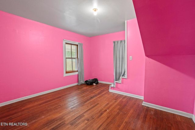 138 Bethlehem Lane, Lafollette, TN 37766