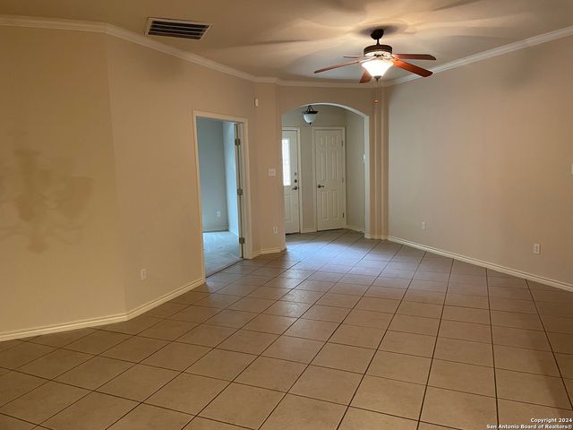 432 HERFF ST, Boerne, TX 78006