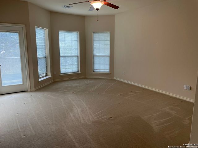 432 HERFF ST, Boerne, TX 78006