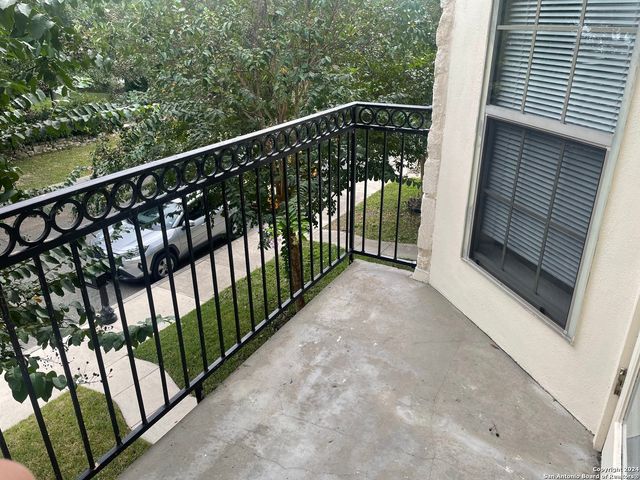 432 HERFF ST, Boerne, TX 78006