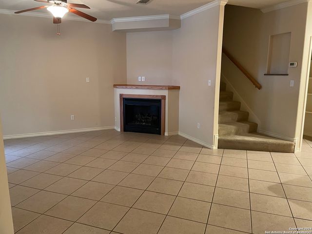 432 HERFF ST, Boerne, TX 78006