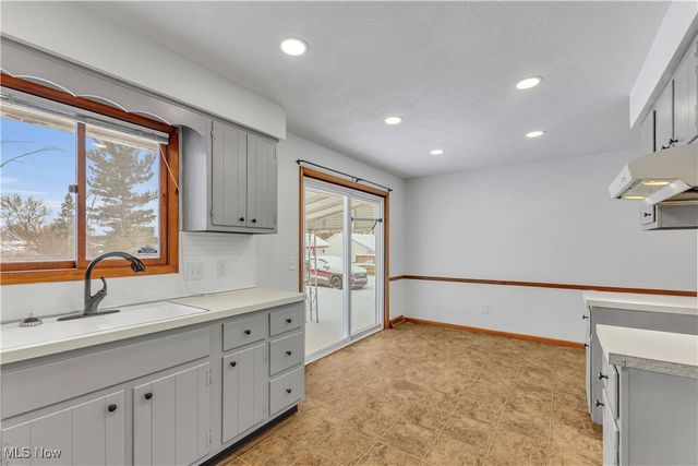 14808 James Avenue, Maple Heights, OH 44137