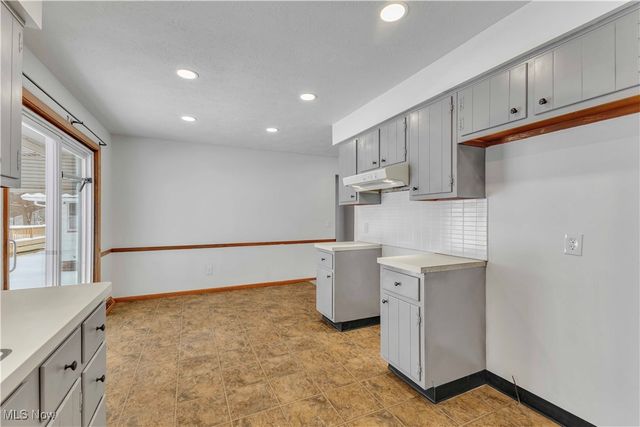 14808 James Avenue, Maple Heights, OH 44137