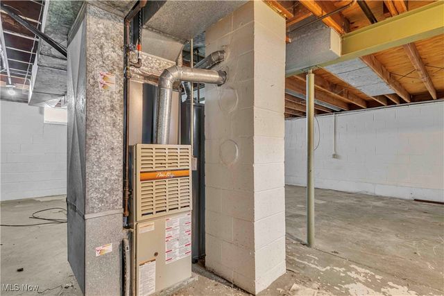 14808 James Avenue, Maple Heights, OH 44137