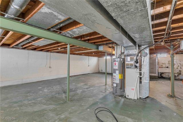 14808 James Avenue, Maple Heights, OH 44137