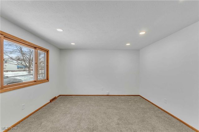 14808 James Avenue, Maple Heights, OH 44137