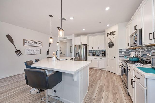 308 Cabra Ct, Lincoln, CA 95648